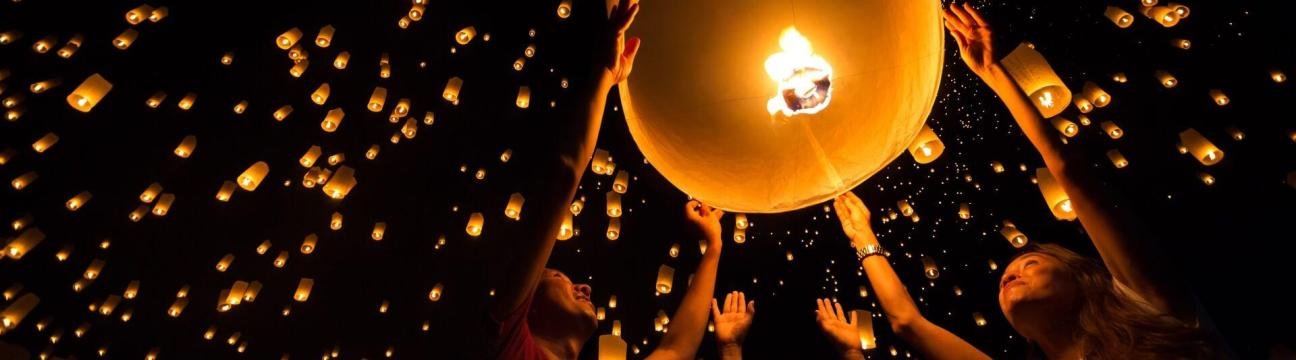 🌕✨ Loy Krathong Festival 2025 – Thailand’s Festival of Lights 🇹🇭